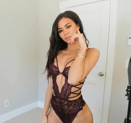 ebony onlyfans pretty picture