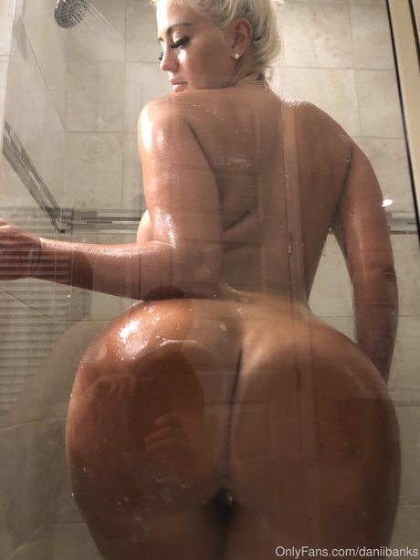 Danii Banks hd model photo