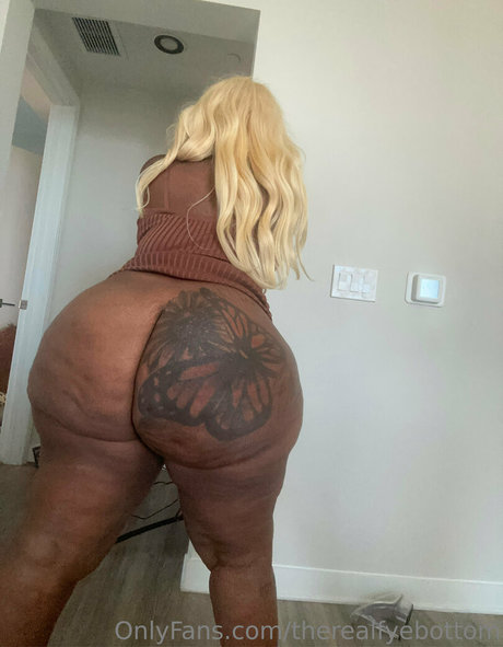 therealfyebottom model nudes gallery