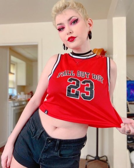 Ryden Armani free model pic