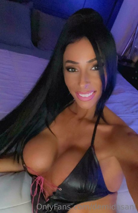 shemale cum in mouth onlyfans free porn picture