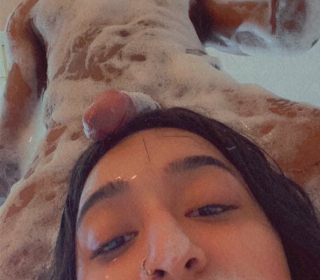 Rakhi Gill naked pornstar pics