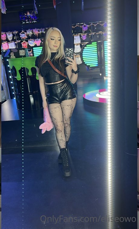 Eliseuwuu sexy model pics