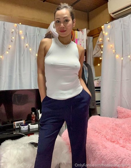 hotasiangranny star adult gallery