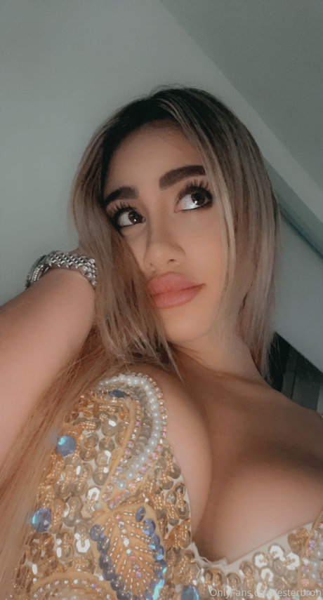 Esterbron nice pornstar pics