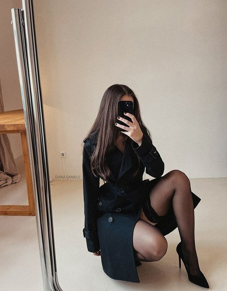 Diana Daniels nude star images