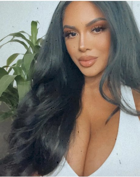 Eileen Espinoza naked pornstar pics