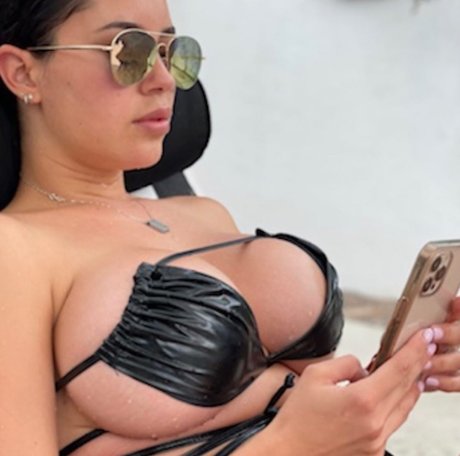 chubby latina onlyfans free porn photos