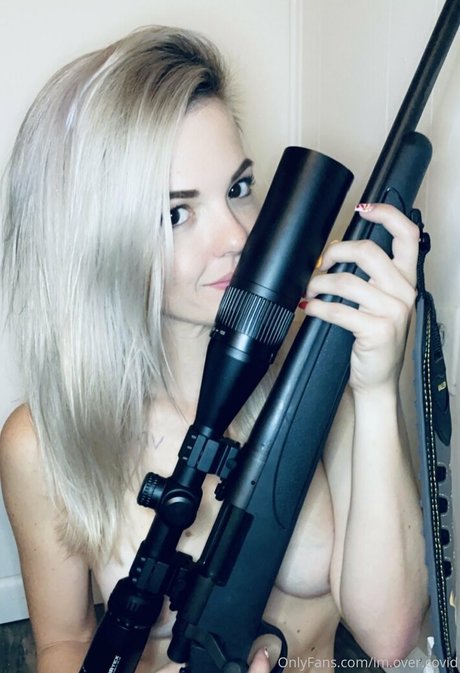 nerdy onlyfans pornographic image