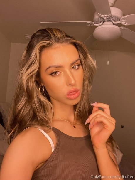 lydia free pornstar nice picture