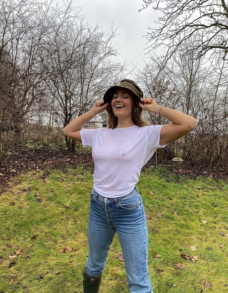 Thalebabe93 erotic actress archive