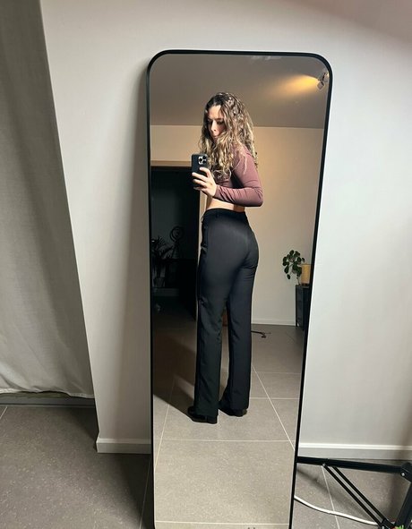 alinasweetness erotic model pics