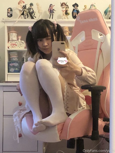 yyuki pornographic star image