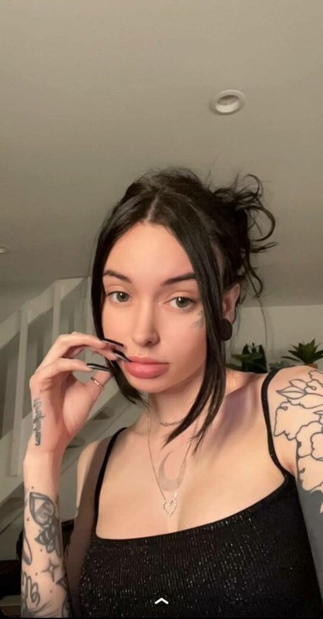 petite girls onlyfans nice photos