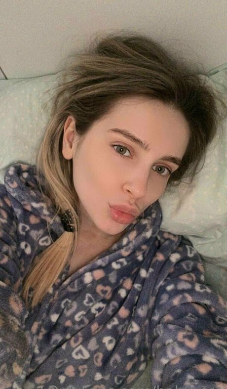 Baby Sss hot actress pics