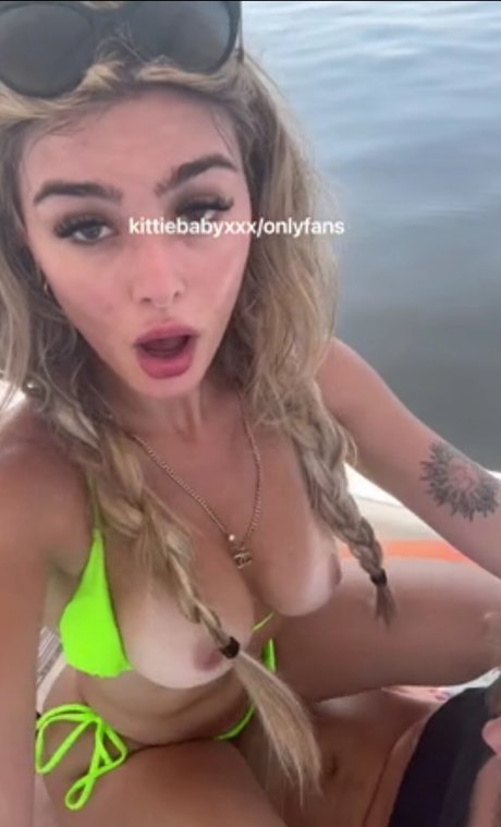 Wet Kitty pornstar best photos