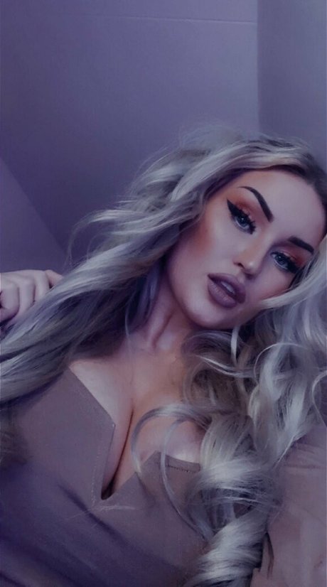 Scream Queen best model archive