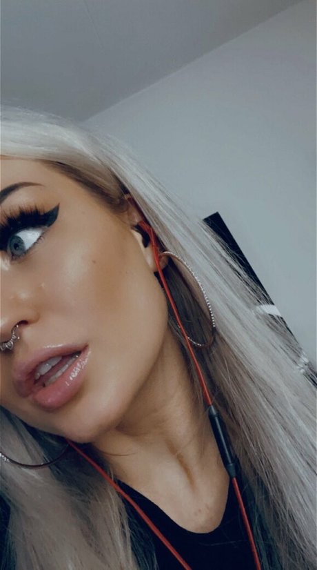 Scream Queen best star photos