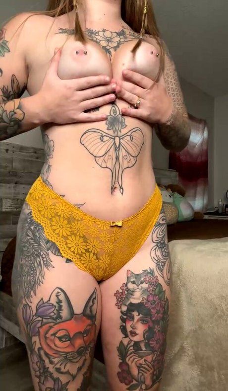 hairy legs onlyfans sex pic