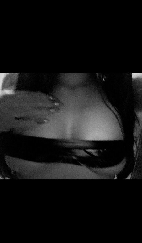 xo paris sexy pornstar picture