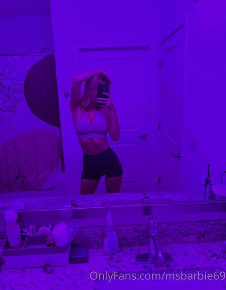 MsBarbie69 nude model image