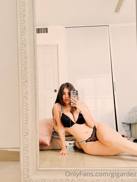 Gabygardez perfect model picture