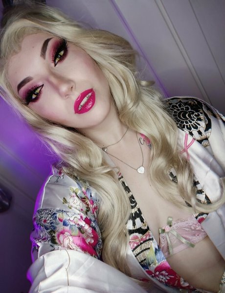 ale shima beautiful actress pic