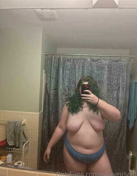 curlygirly10 model high quality photos