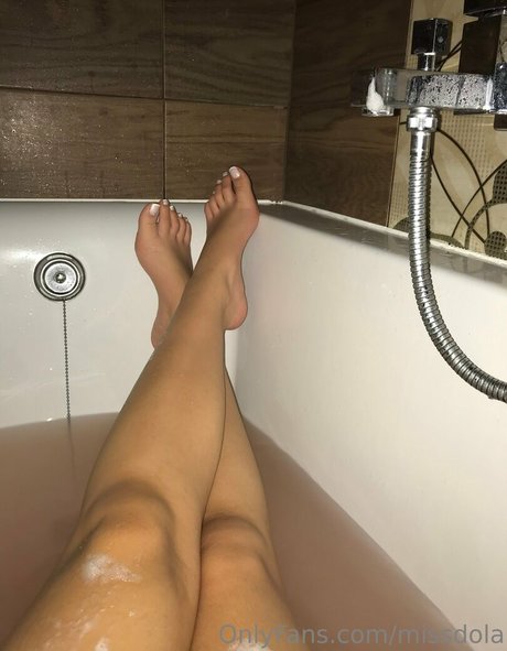 missdola naked pornstar image