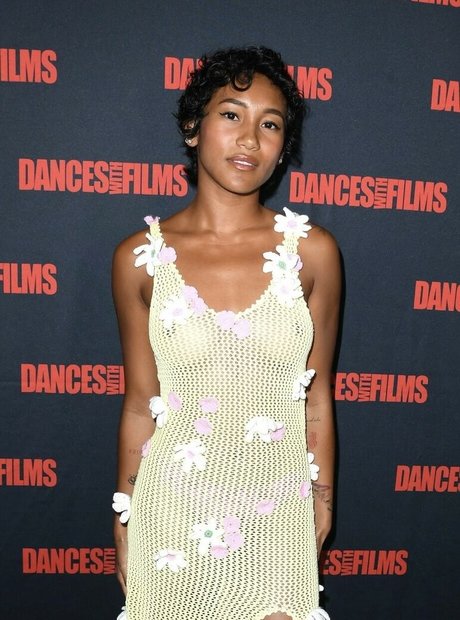 Sydney Park art pornstar img