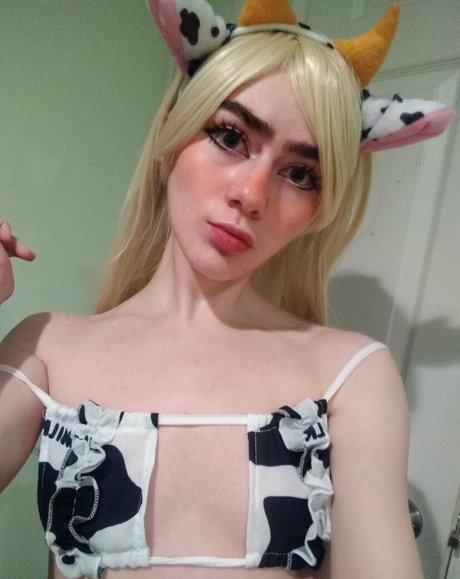 Pixyprince pornographic model img