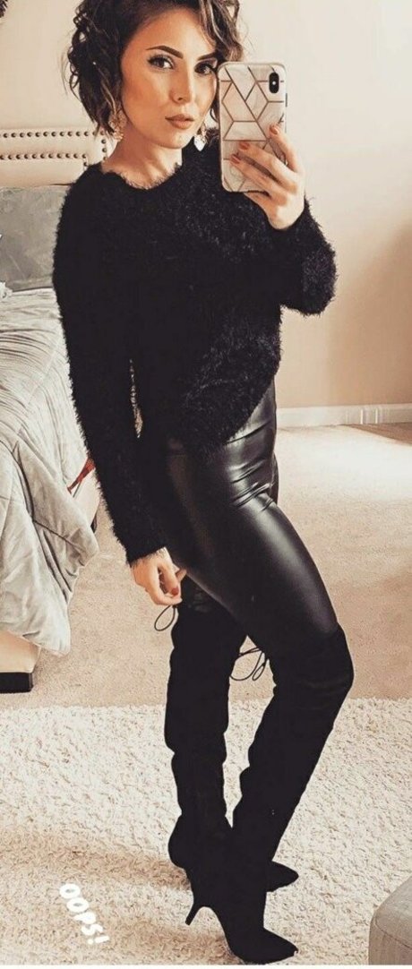 Noomi Rapace star perfect pic