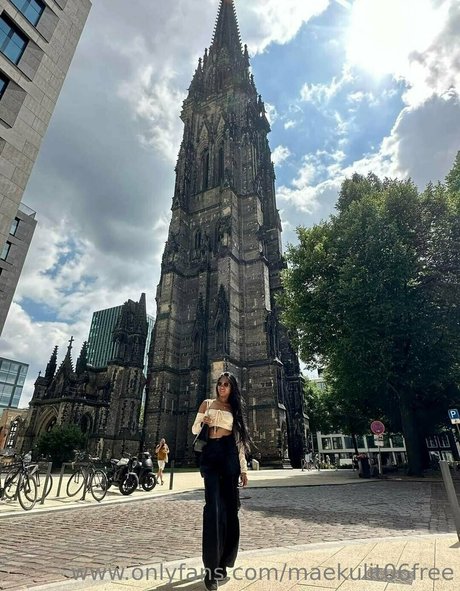 Mae Kulit star images