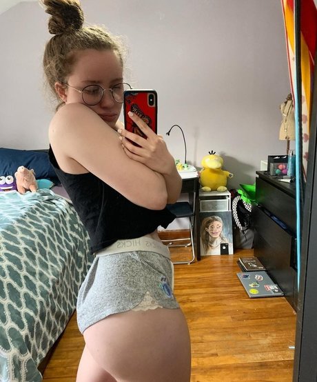 Alyssa Cleversey pornstar sex images