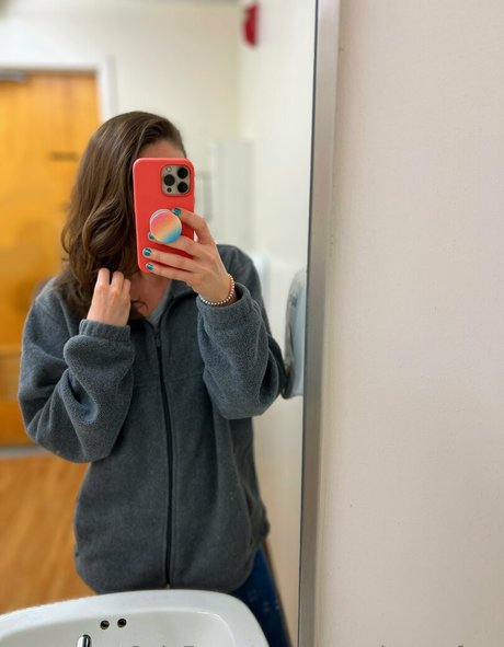 nurse jenna free sexy star pics