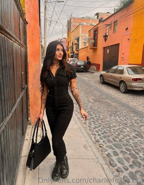 charliefoxxxxx2 pornstar sexy pics