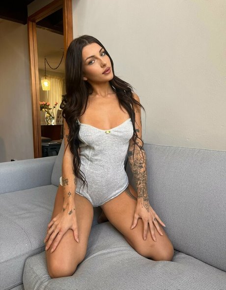 charliefoxxxxx2 nudes model image