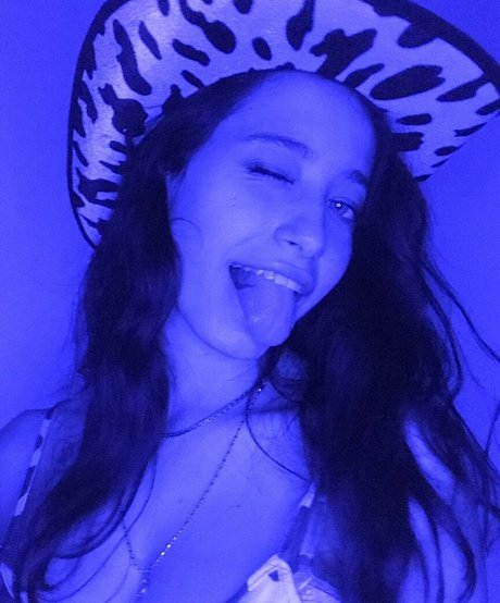 Milagros Seghi hd pornstar picture