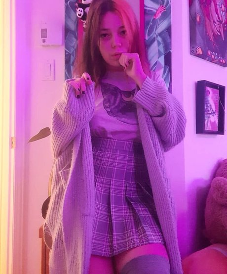 Taell top model pics