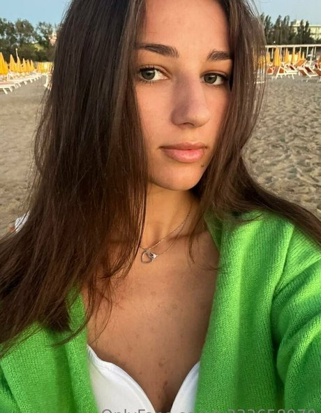 annie aa hd model images