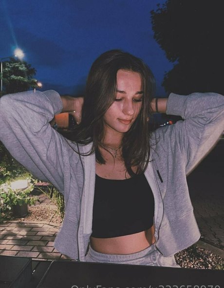 hairy legs onlyfans hot naked img