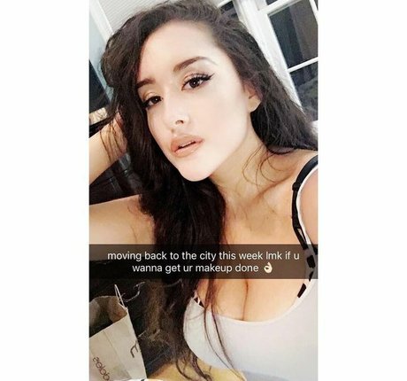 Olivia Hailey naked pornstar gallery