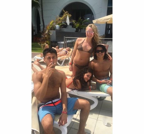 Olivia Hailey nice pornstar galleries