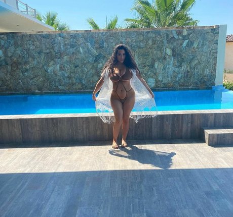 Olivia Hailey pornstar naked archive