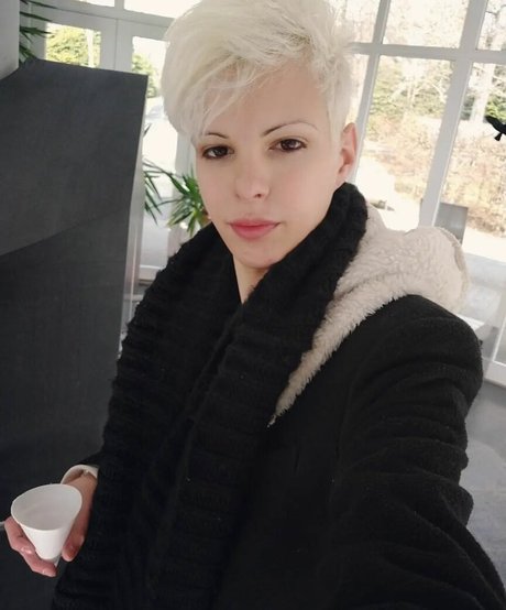 Blonditwink pornstar hd archive