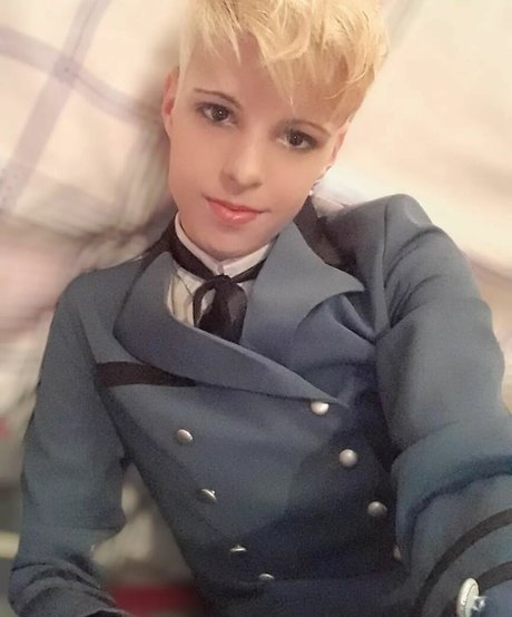 Blonditwink model xxx image