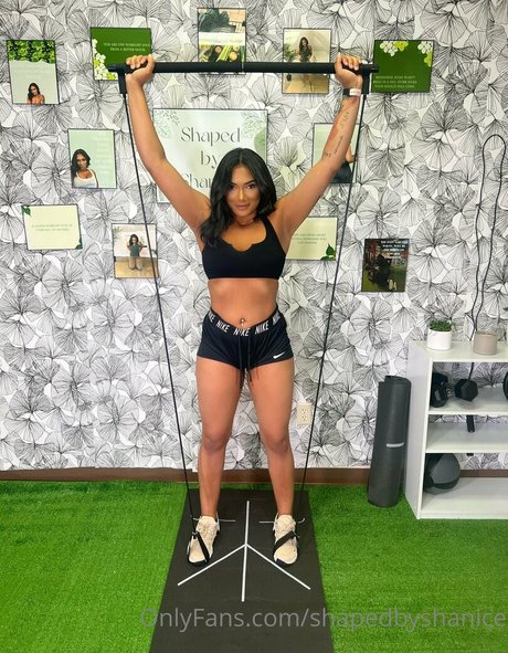 shapedbyshanice sexy model galleries