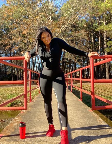 shapedbyshanice sex star img