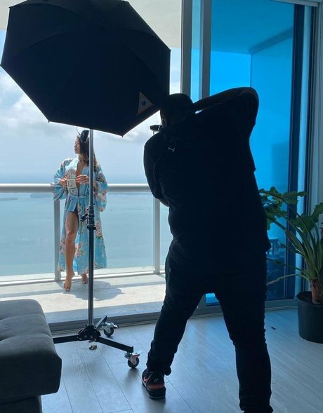 Lotus Bombb best model archive