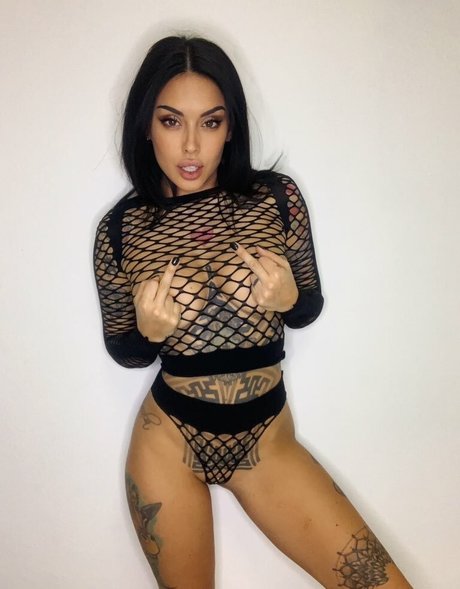 huge fake tits onlyfans beautiful pics